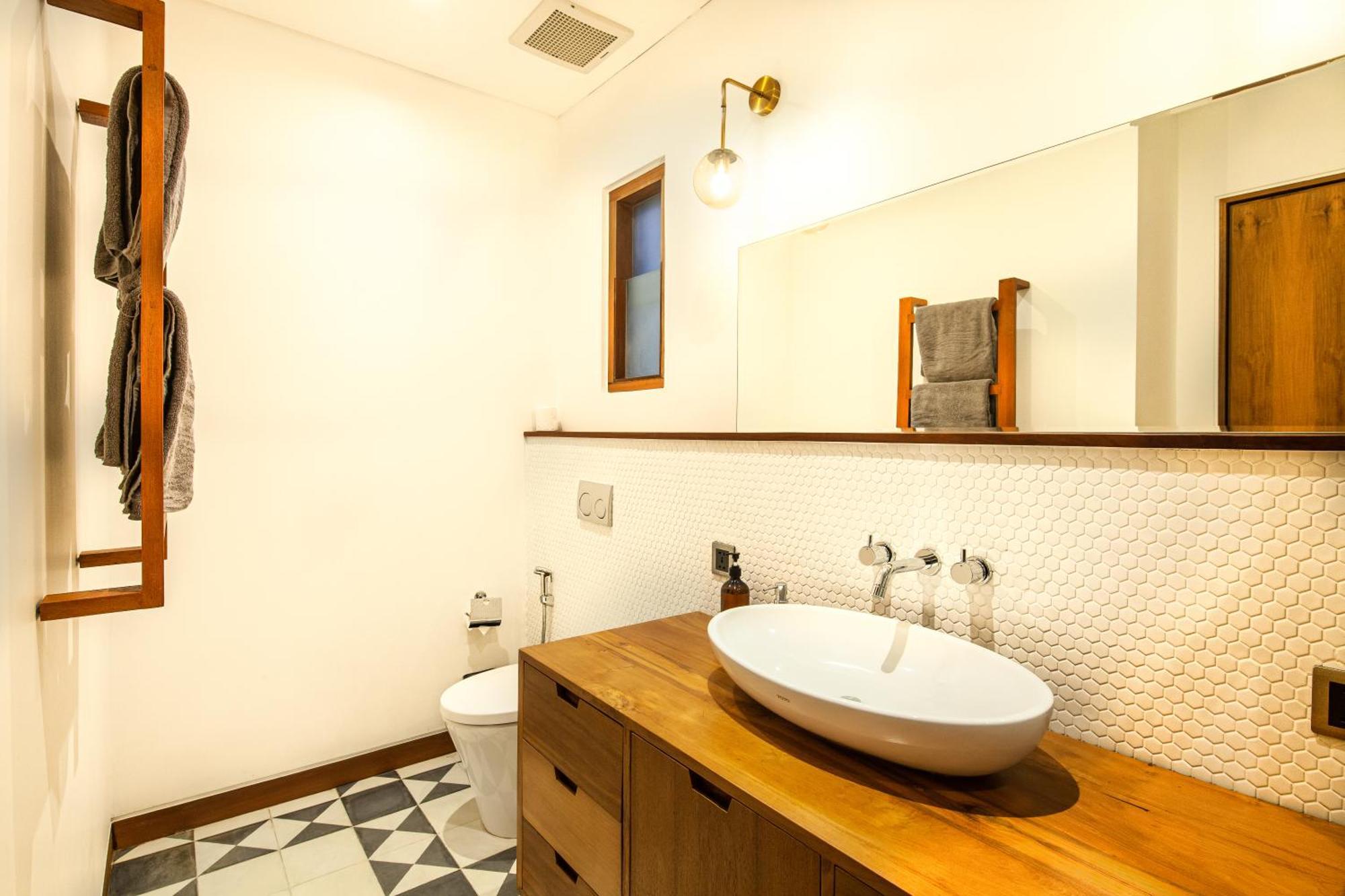 New 5Br Villa, Enclosed Lounge, Canggu Oasis Bagian luar foto