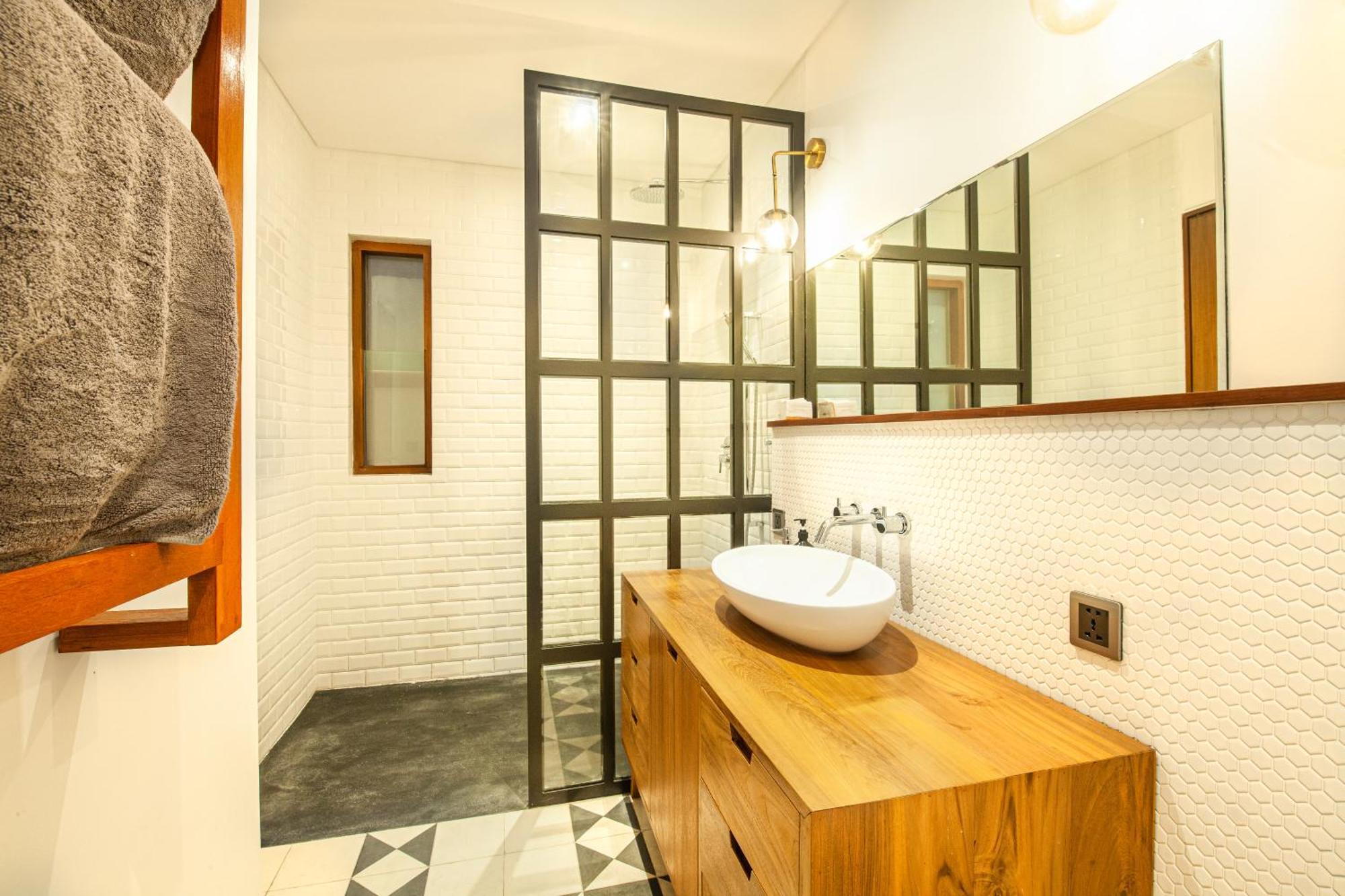 New 5Br Villa, Enclosed Lounge, Canggu Oasis Bagian luar foto