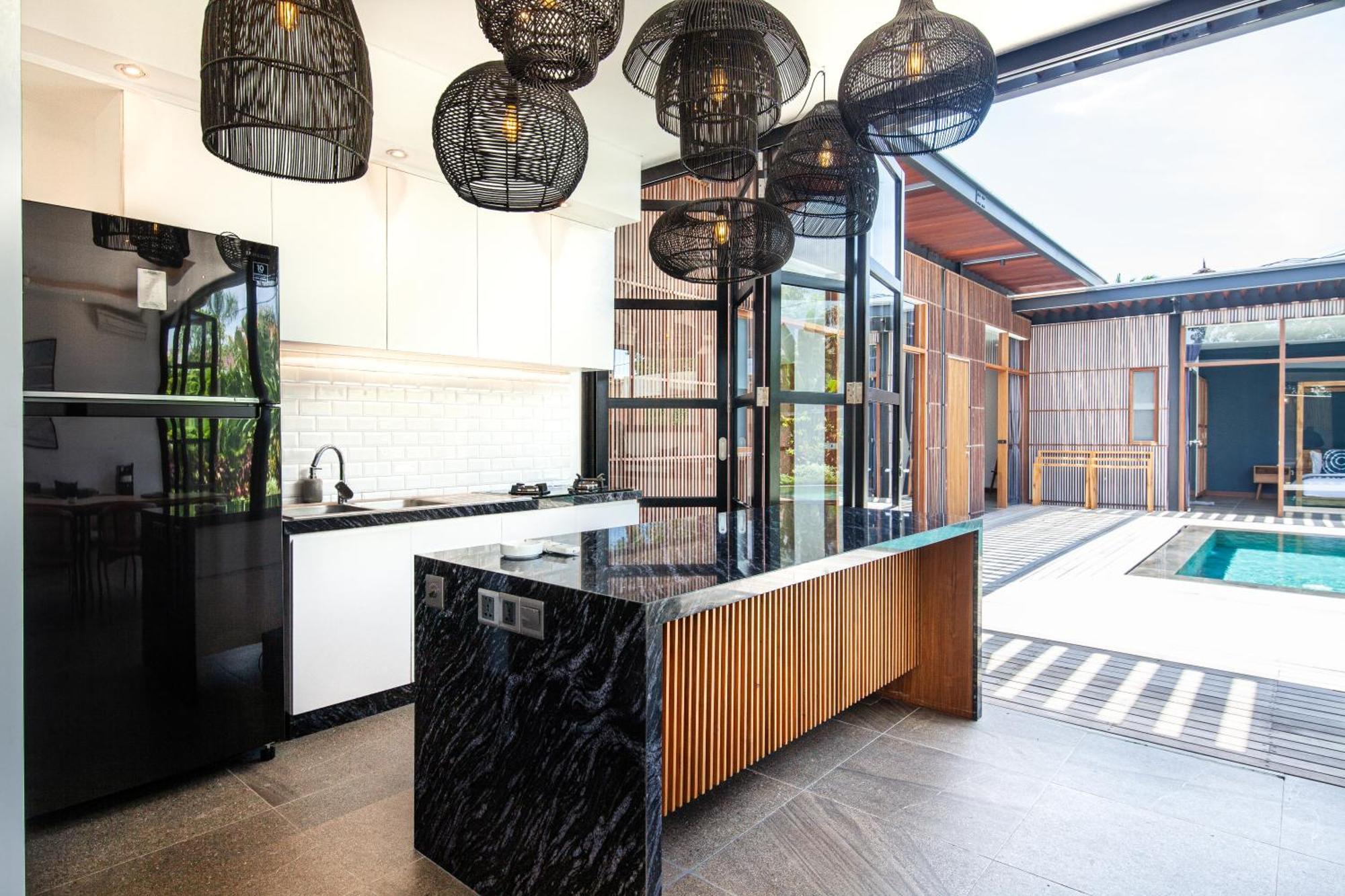 New 5Br Villa, Enclosed Lounge, Canggu Oasis Bagian luar foto
